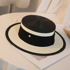 White brim fight black / M  56 58cm