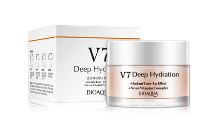 V7 Deep Hydration and Toning Cream