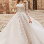 Ivory White / L